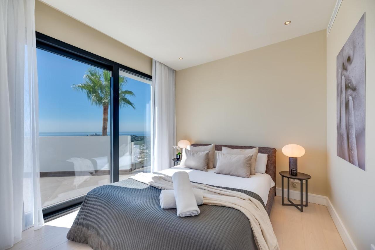 Vacation Marbella I Villa Paraiso The View, Infinity Heated Pool, Sea View, 24-7 Security, Golf Courses Естепона Екстериор снимка